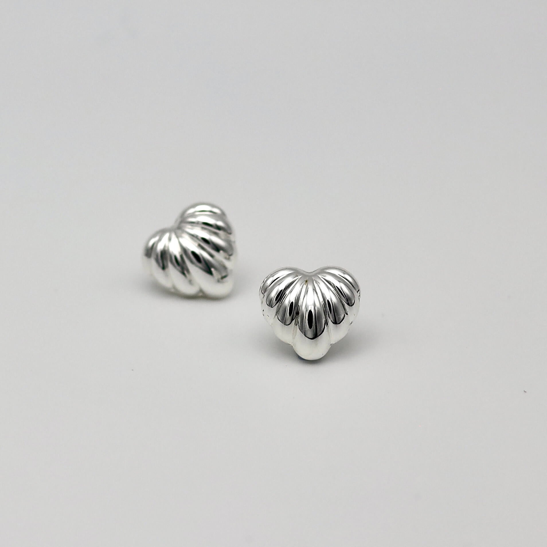 Jumbo Puffy Heart Earring Silver
