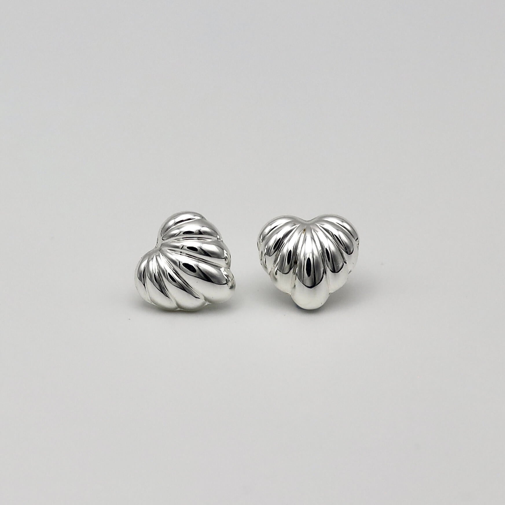 Jumbo Puffy Heart Earring Silver
